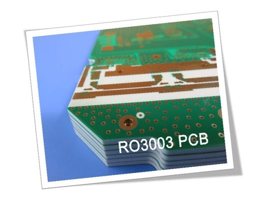 RO3003은 PCB 보드를 성교합니다