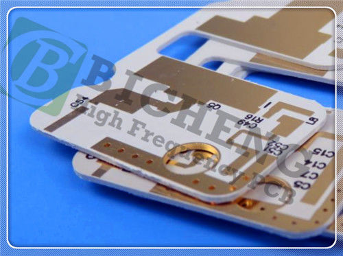 4층 RO3203 PCB 0.6mm 몰입 금 완성