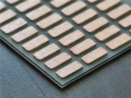 6 층 AlN 기판 세라믹 PCB 1.5mm 두께는 몰입 금 프로토타입으로 번거로움 없는 신호 전송을 위해 사용 가능합니다.